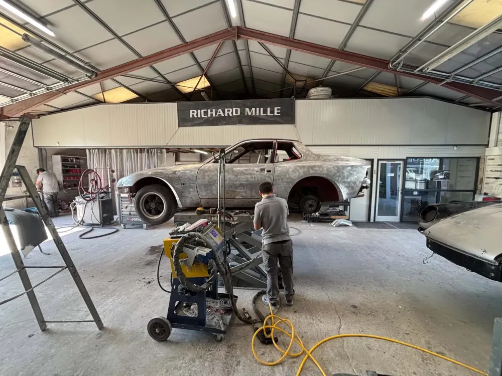Décapage Porsche 944.1